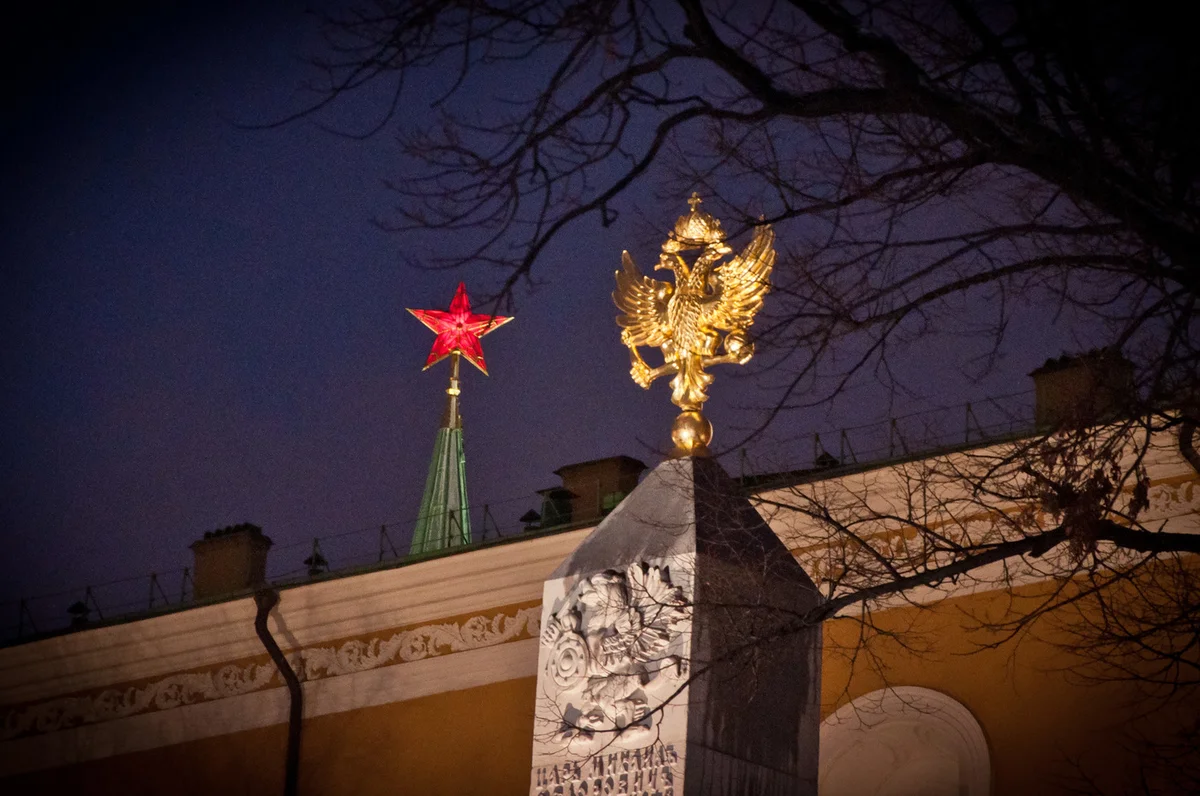 орлы на спасской башне